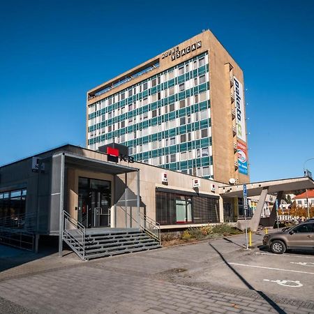 Hotel Vsacan Vsetin Luaran gambar