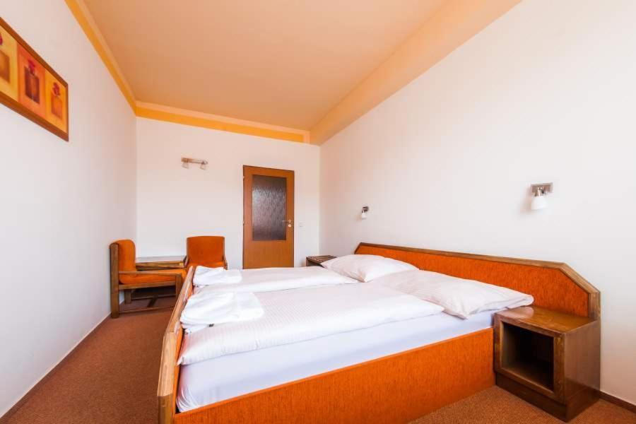 Hotel Vsacan Vsetin Bilik gambar