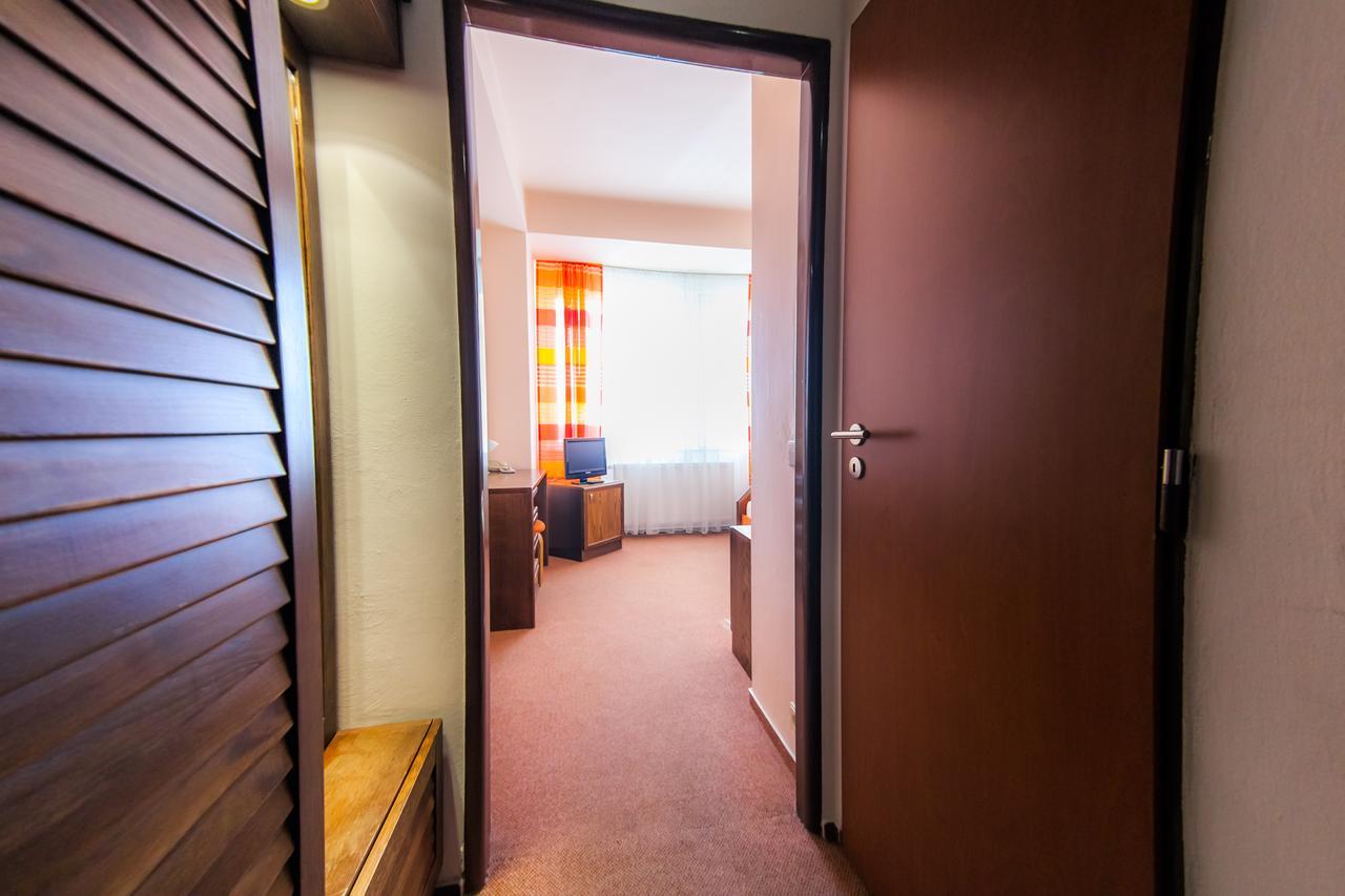 Hotel Vsacan Vsetin Luaran gambar
